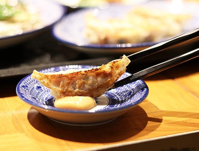 あんかけ焼そば・陳麻婆豆腐STORM（ストーム）の味噌ダレ餃子
