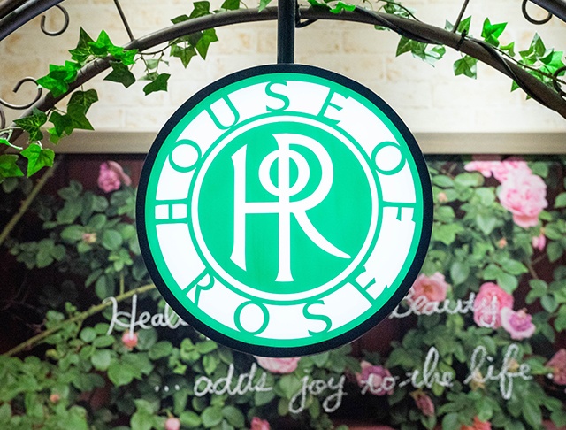 HOUSE OF ROSE