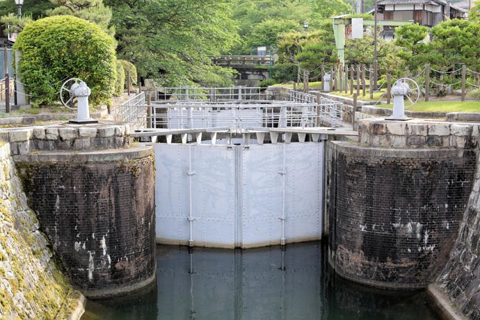 Otsu-komon lock gate