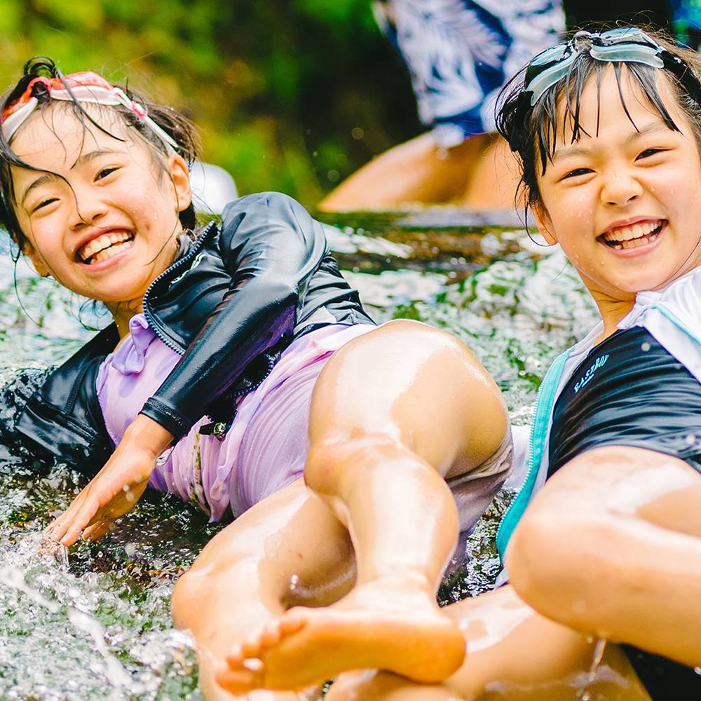 残暑の川遊び。