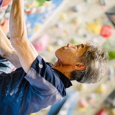 頂上を目指して。