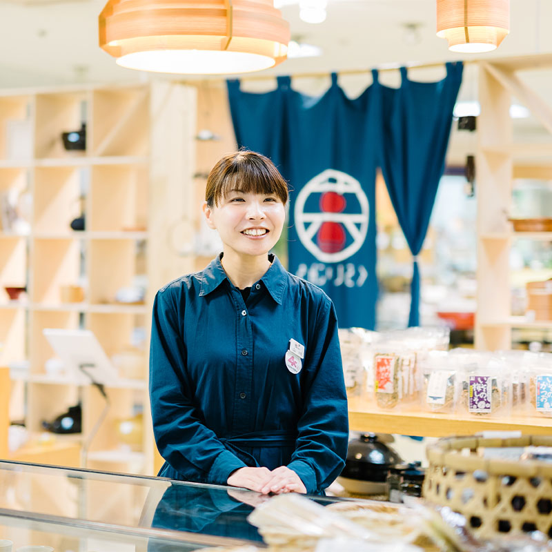 株式会社京阪百貨店 くらしのこみち ショップマスター 山川 沙織さん