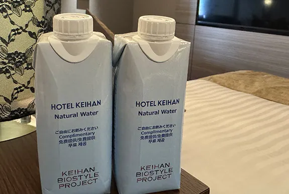 紙パック製のミネラルウォーター