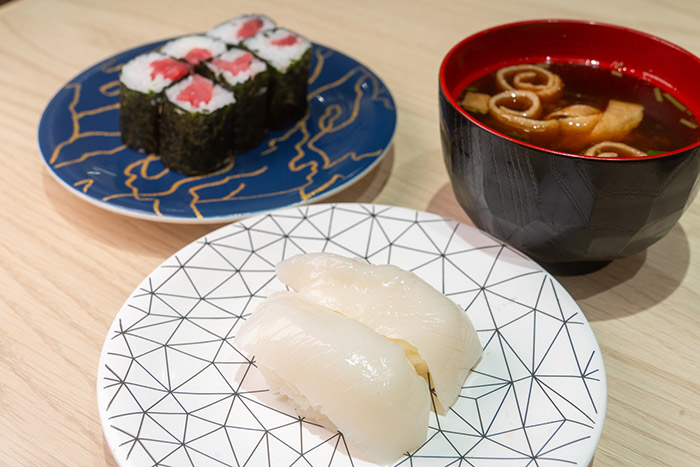 「イカ」「上鉄火巻」「赤出し」