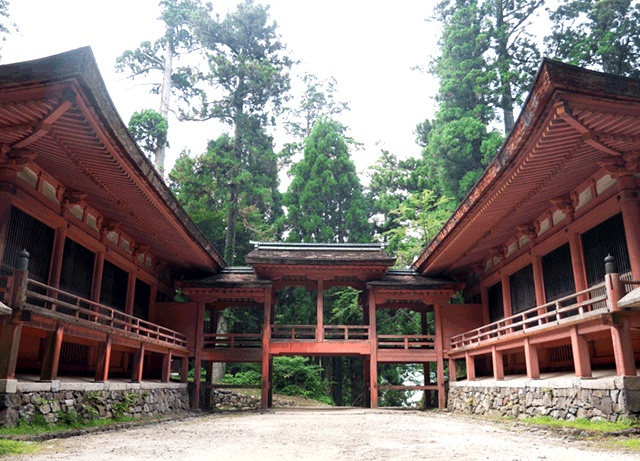 京阪本線ユーザーが驚く場所を発見！？避暑地で大自然と巨大なお寺を満喫して枚方へ帰る！比叡山延暦寺～枚方市駅編。気温対決の結果発表も