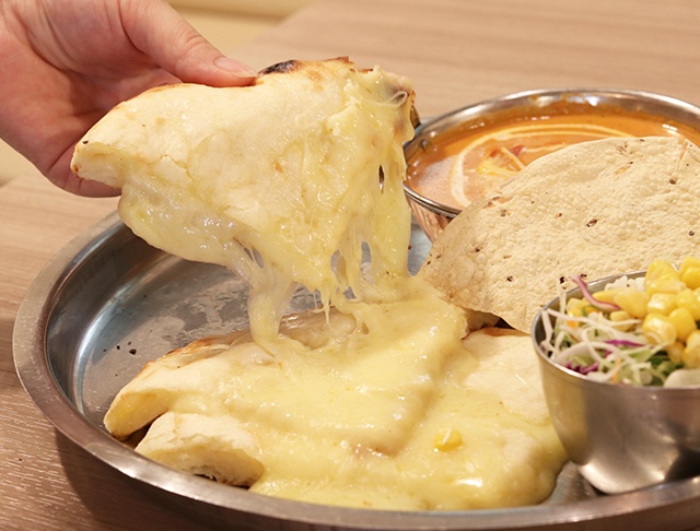 インドレストラン ビンドゥのチーズナンセット