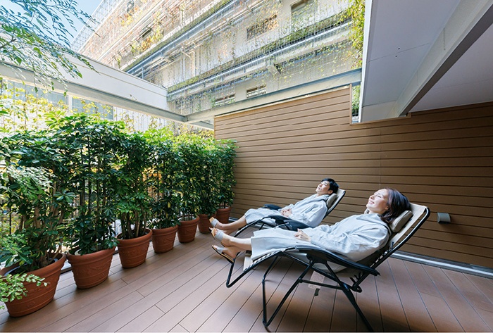 GOOD NATURE HOTEL KYOTOの「ガーデンビューテラス」外気浴