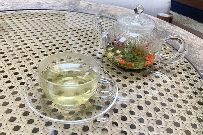 レストラン「Hyssop（ヒソップ）」の「箱庭ティーセット」養生茶がセット