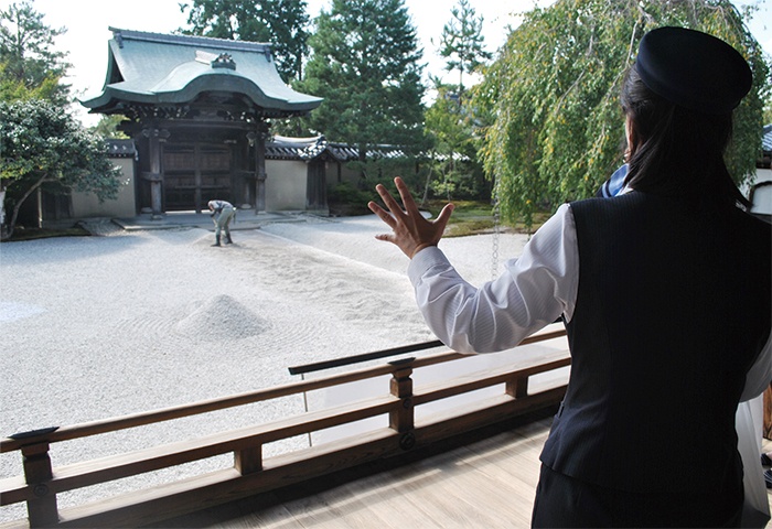 京都定期観光バスのFコース「世界遺産 東寺、上賀茂神社とねねのお寺 高台寺」