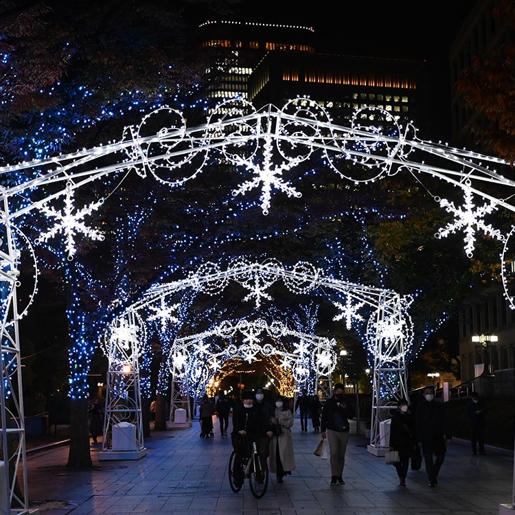冬の大阪のライトアップ！光の饗宴を夜さんぽ