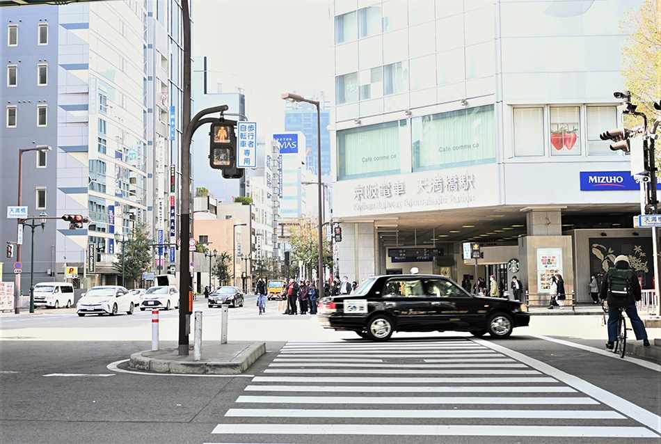 ごきげんさんぽ編集長の天満橋案内