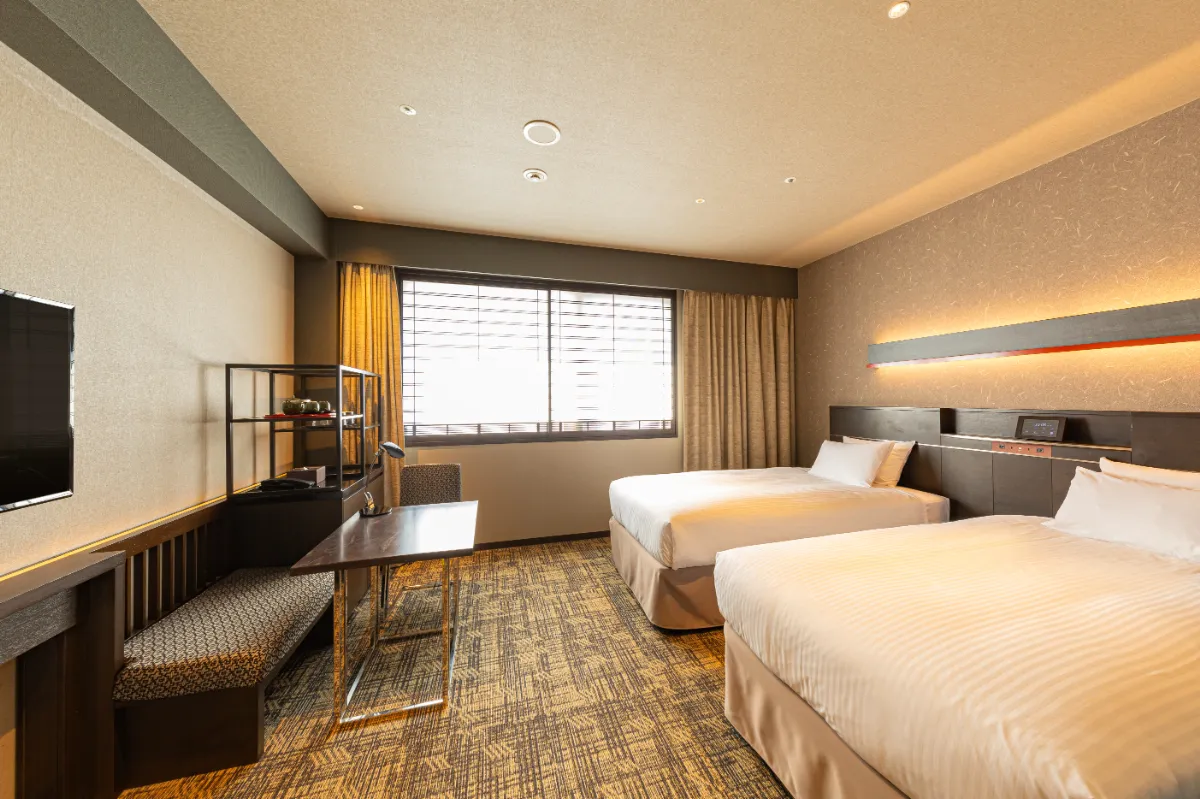 八条口モデレートツインルーム