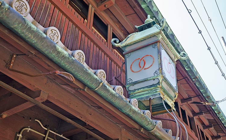 輪違屋