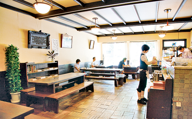 進々堂 京大北門前