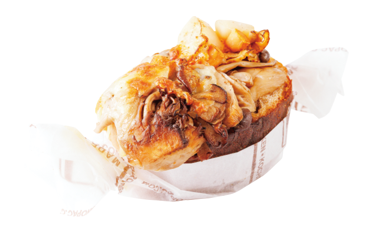 ホタテとキノコのタルティーヌ