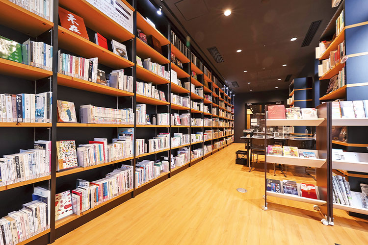 立誠図書館 館内