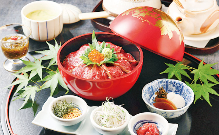 「日本最古の銘茶香る 近江牛の味噌焼きひつまぶし膳／6,500円」