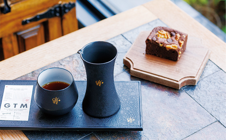 GLITCH COFFEE OSAKA