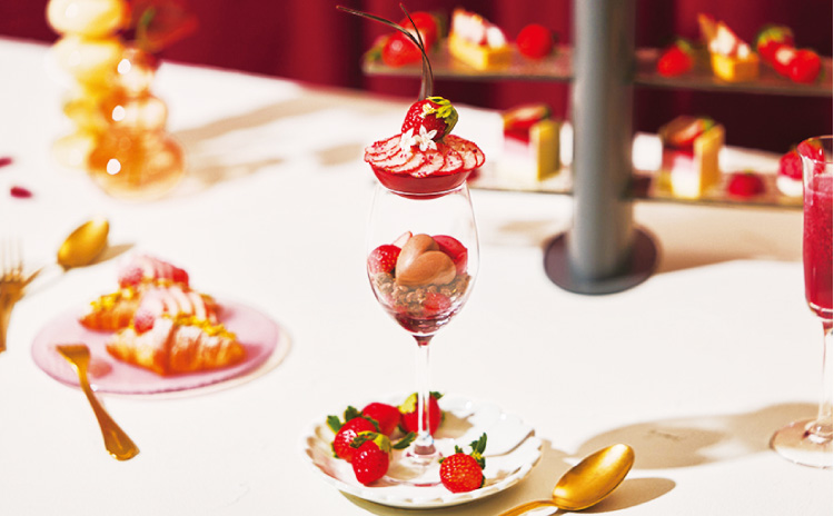 チョコレート風味のハート型アイスが入った「パルフェ・アムール」