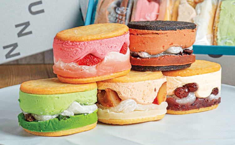 羽二重バターチーズサンド5種アソート／1箱・2,700円