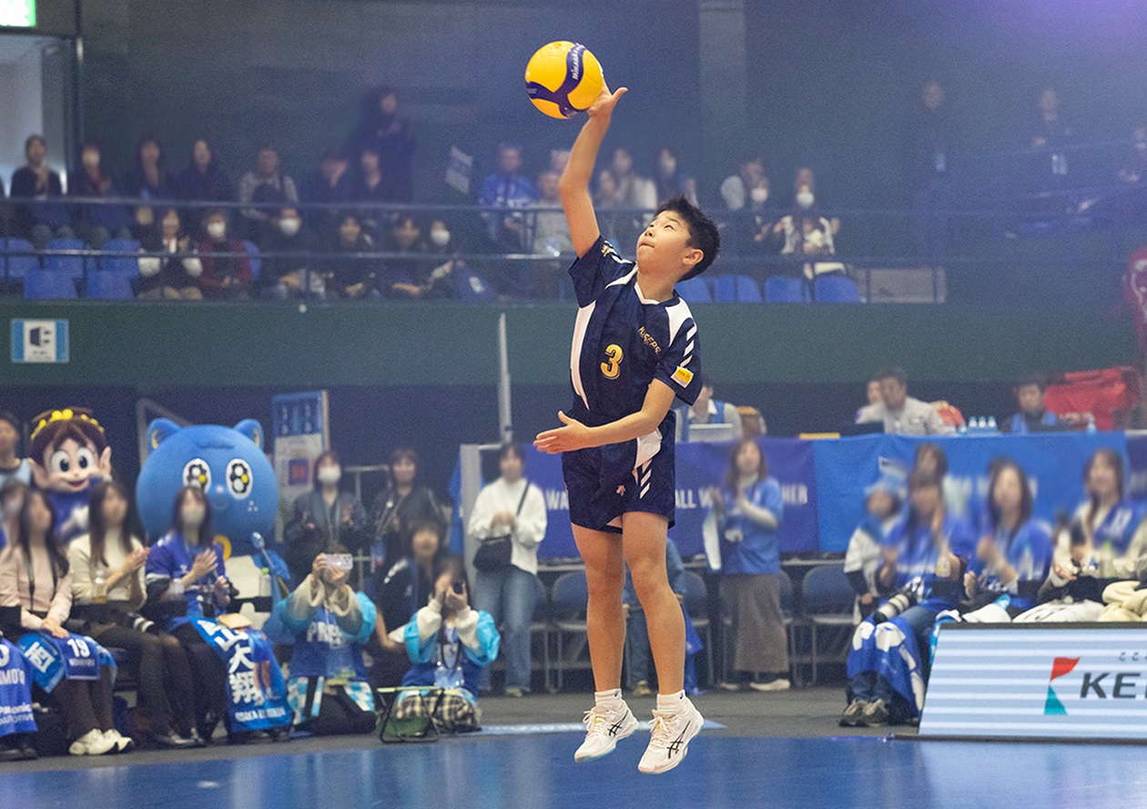 サーブセレモニー