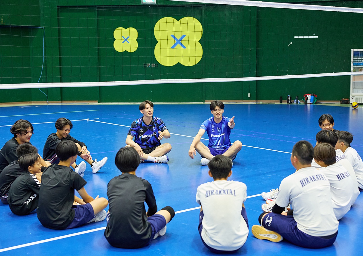 地域・社会連携活動「BLUE ACTION」大阪ブルテオンのバレーボール教室