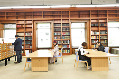 大阪府立中之島図書館 大阪資料・古典籍室