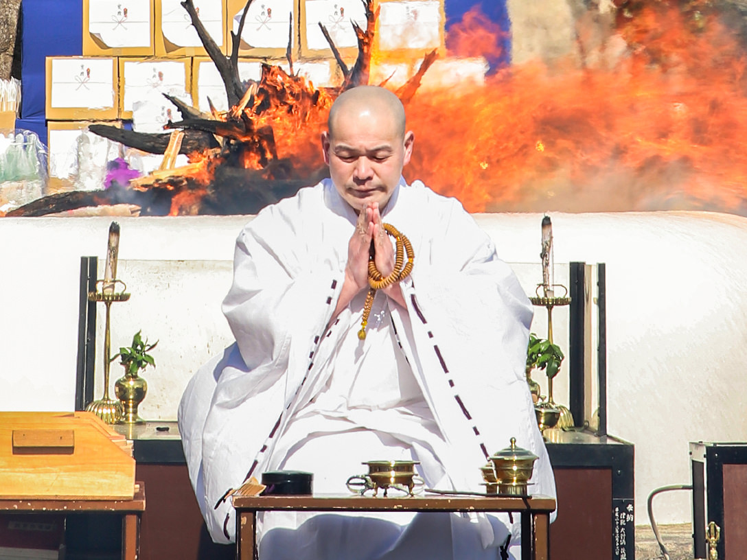 叡南浩元 北嶺大行満大阿闍梨による御加持
