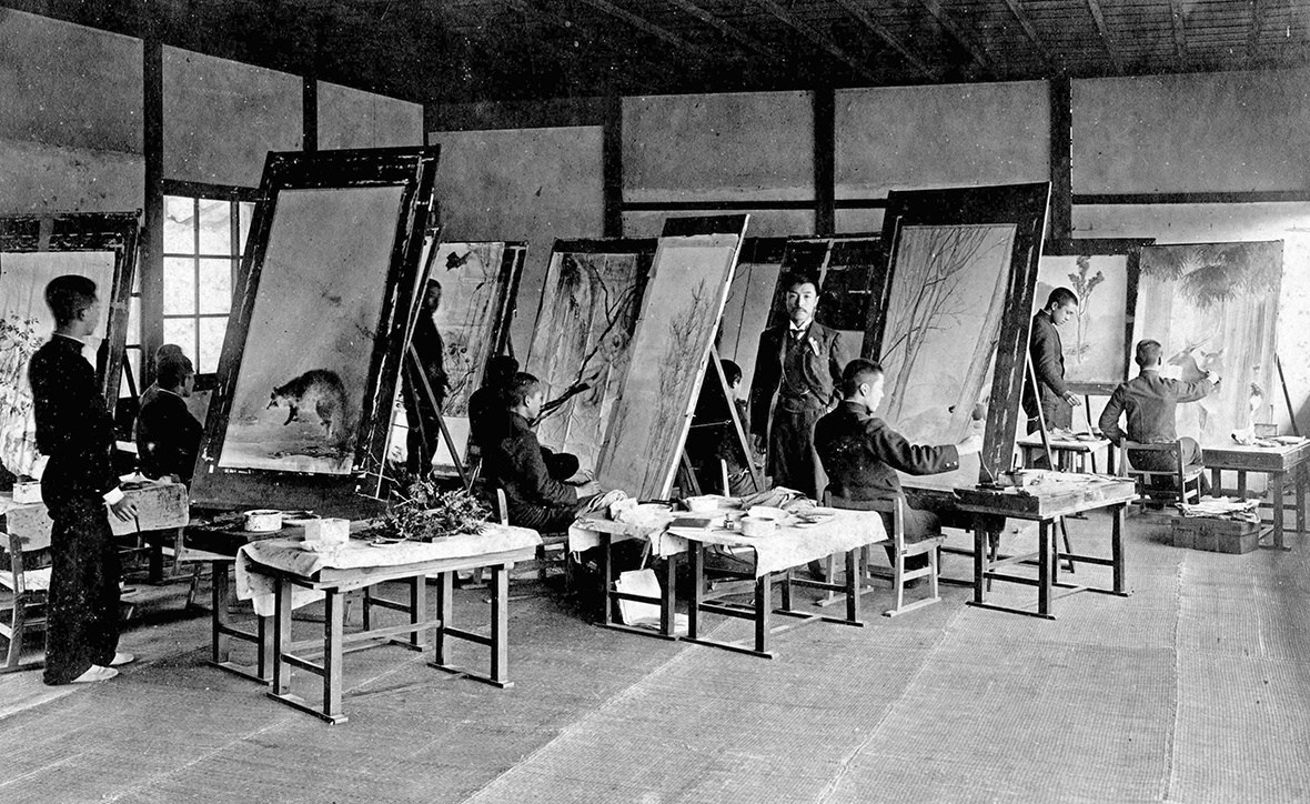 明治時代の京都市美術工芸学校（京都府画学校の後身）の様子。画像：京都市立芸術大学芸術資料館蔵