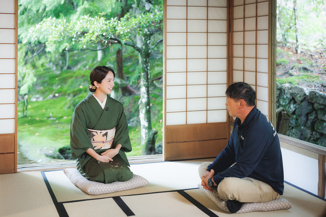 粟田純德に質問する仁村紗和