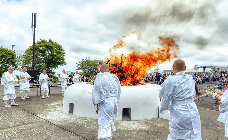 比叡の大護摩（比叡山 西塔・峰道広場）