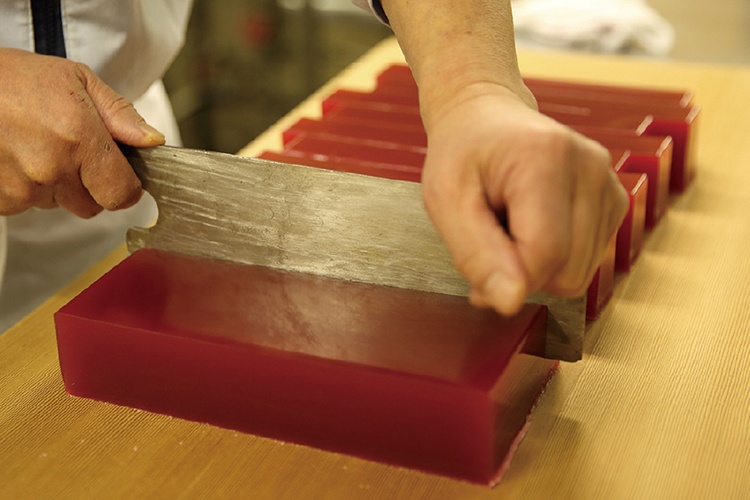 『総本家駿河屋善右衛門』の煉羊羹