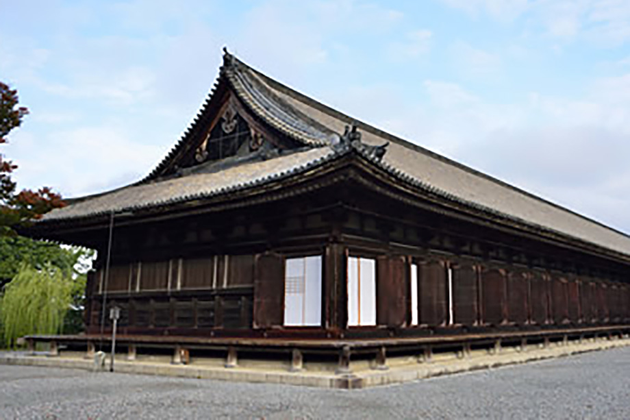 Sanjusangen-do Temple (Rengeo-in Temple)