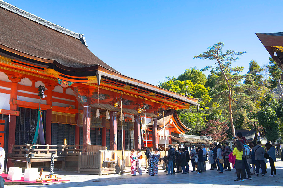 Yasaka-jinja Shrine