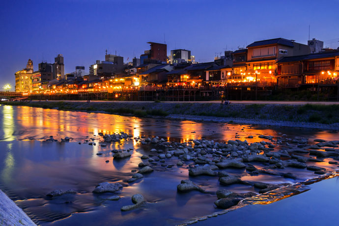 Kamo River riverside dining