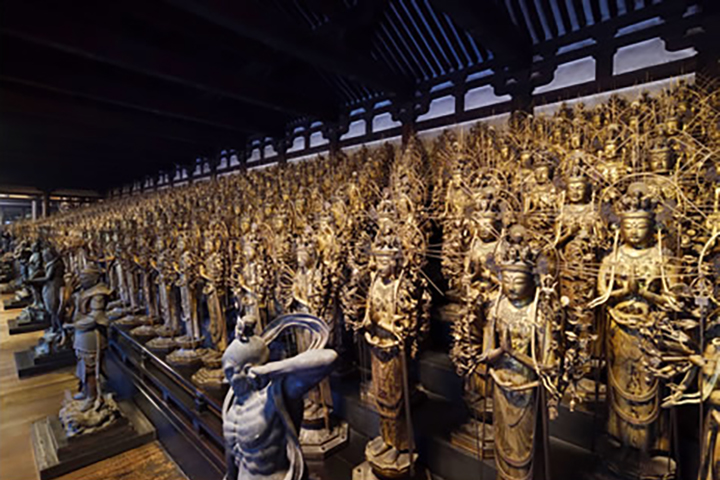 Sanjusangen-do Temple (Rengeo-in Temple)