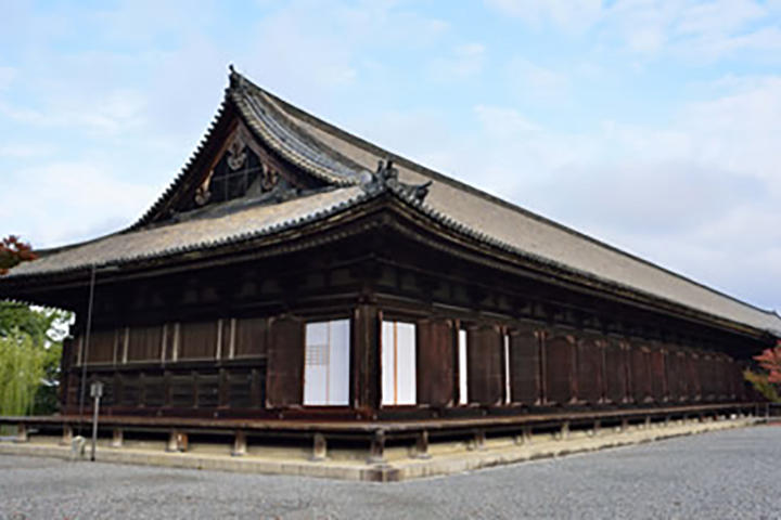 Sanjusangen-do Temple (Rengeo-in Temple)