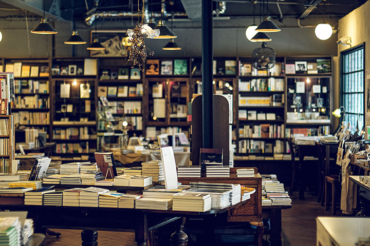 Keibunsha bookstore at Ichijo-ji