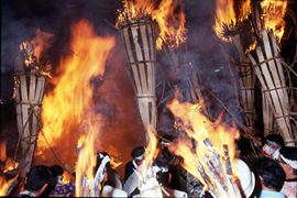 구라마노히마쓰리(鞍馬の火祭)