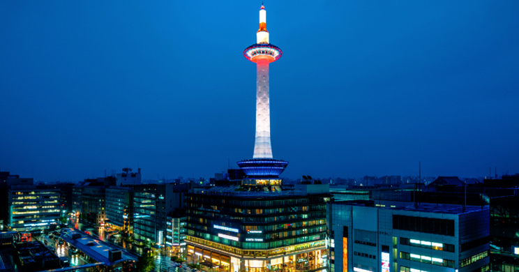 京都塔不論白天或夜晚都非常精彩 京阪電氣鐵道株式會社